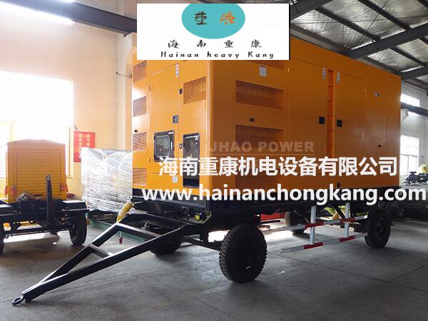 ?？邝鎏m地產(chǎn)公司玉柴發(fā)電機(jī)組進(jìn)場安裝