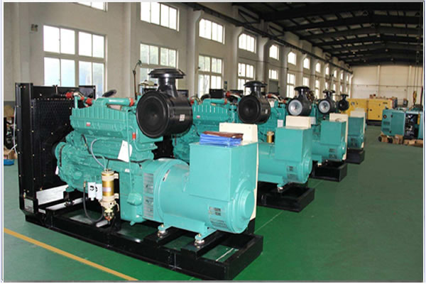 海南發(fā)電機(jī)組與?？诜鍘r裝飾公司合作成功