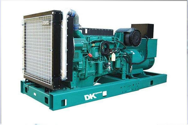 河南航新公司訂購(gòu)康明斯柴油發(fā)電機(jī)400kw成功出廠(chǎng)